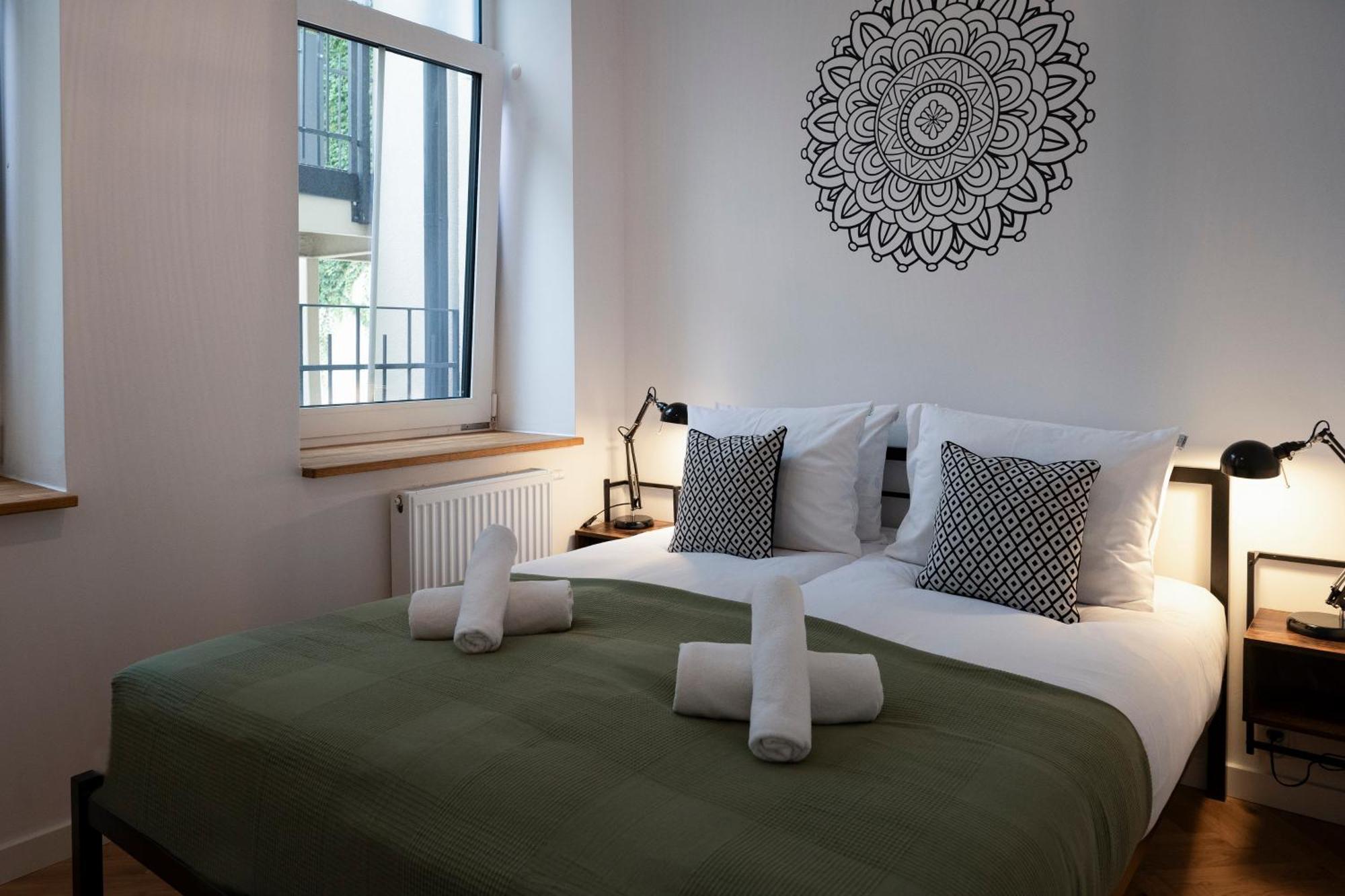 Tyzenhauz Apartments Siemiradzkiego Street Kraków Zewnętrze zdjęcie